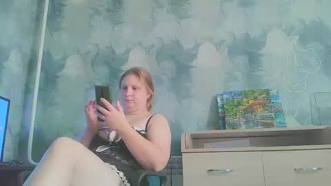 emmamelody online show from September 21, 8:49 am