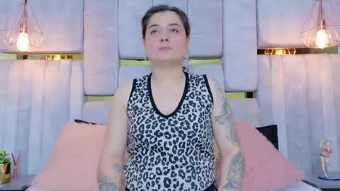 EMMA online show from September 29, 8:02 pm