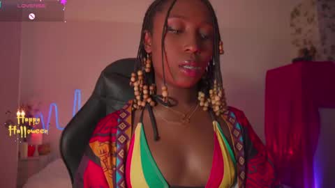 Sara online show from November 4, 11:31 am