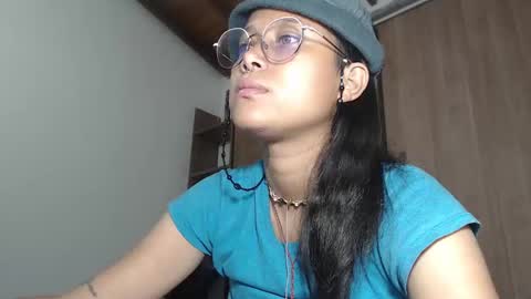 emmasweet95 online show from February 4, 8:38 pm