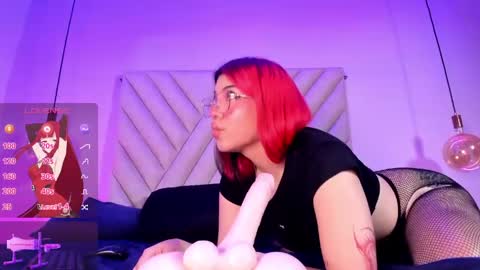Emma online show from May 15, 11:34 pm