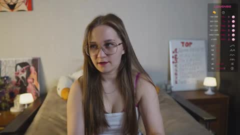 Mia online show from November 12, 4:51 pm