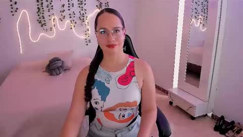 Emma Torres online show from October 6, 2:14 pm