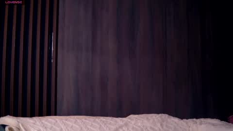 Emma online show from December 21, 7:54 pm