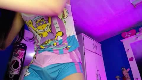 Snapshot of emmaxx7 chatting on October 16, 3:13 pm Emma online show from October 16, 3:13 pm