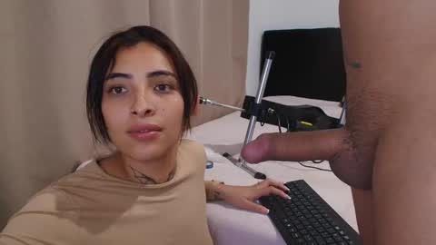 emmi_11 online show from February 8, 1:53 am