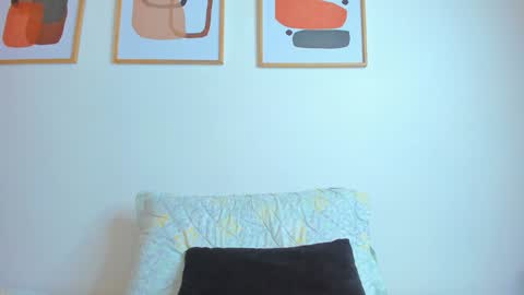 Emmi online show from January 23, 6:56 pm