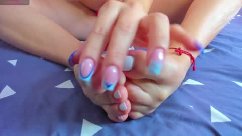 Emmi online show from February 3, 8:24 pm