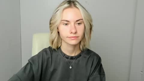 Emmi online show from September 15, 5:29 am