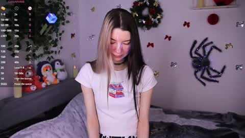 emmie_everly online show from January 11, 11:37 am