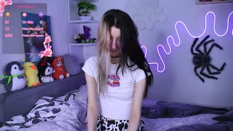 emmie_everly online show from February 11, 11:26 am