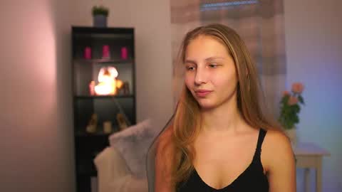 Emmie online show from February 20, 2:17 pm