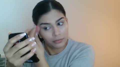 emmie online show from January 16, 9:46 am