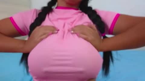 Emmily online show from November 27, 6:26 am