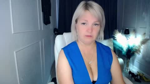 emmmam online show from May 28, 9:28 am