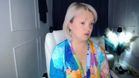 emmmam online show from June 2, 10:28 am