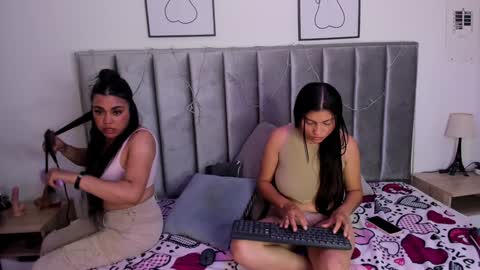 Emily  Laila  online show from February 1, 3:18 pm