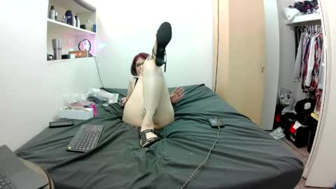 Empress Lillth online show from April 15, 7:58 pm