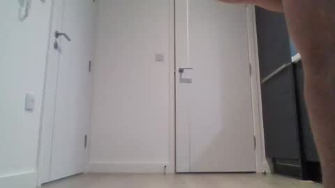 Snapshot of emrys2016833836 chatting on December 21, 9:00 pm emrys2016833836 online show from December 21, 9:00 pm