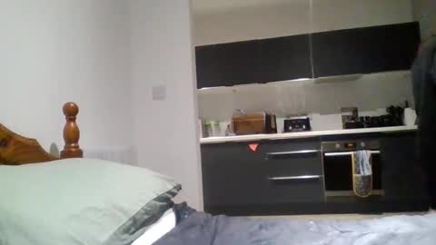 Snapshot of emrys2016833836 chatting on February 20, 8:53 pm emrys2016833836 online show from February 20, 8:53 pm