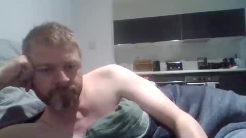 Snapshot of emrys2016833836 chatting on March 1, 1:02 pm emrys2016833836 online show from March 1, 1:02 pm