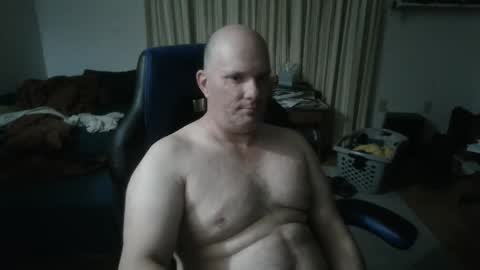 Snapshot of emsguy1 chatting on March 8, 5:44 am Matt online show from March 8, 5:44 am