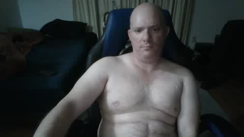 Snapshot of emsguy1 chatting on March 10, 4:06 am Matt online show from March 10, 4:06 am