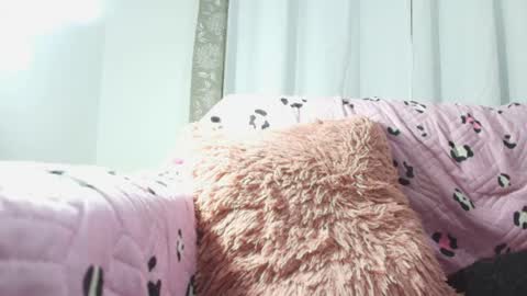 Emy online show from April 16, 7:09 am