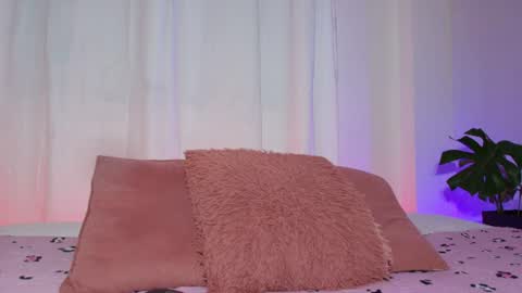 Emy online show from July 24, 1:58 am