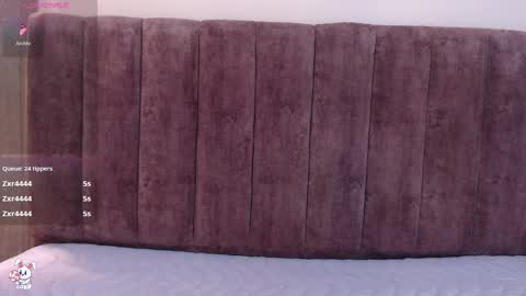 Emy online show from February 12, 9:01 pm