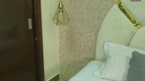 Snapshot of emy_rosse25 chatting on November 28, 11:46 am Emy online show from November 28, 11:46 am