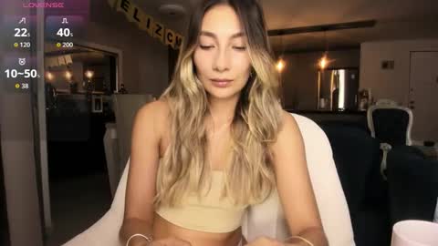 Snapshot of emyconneer chatting on February 27, 12:21 am emyconneer online show from February 27, 12:21 am