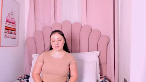 Snapshot of emymorgan chatting on November 16, 12:55 pm emymorgan online show from November 16, 12:55 pm