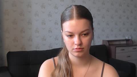 EmySway online show from October 14, 5:19 am