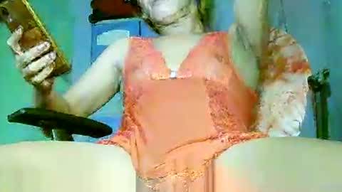 CHUN LY online show from September 27, 5:23 am