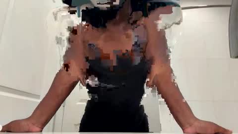 Snapshot of enchantressanon chatting on February 3, 5:27 am Enchantress online show from February 3, 5:27 am