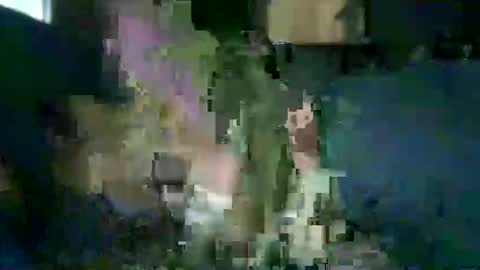 encormoi online show from November 18, 8:30 am