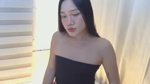 Snapshot of endless_lover22 chatting on November 22, 12:04 pm sahara love online show from November 22, 12:04 pm