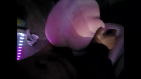 endlezzsquirtzz online show from November 25, 3:34 pm