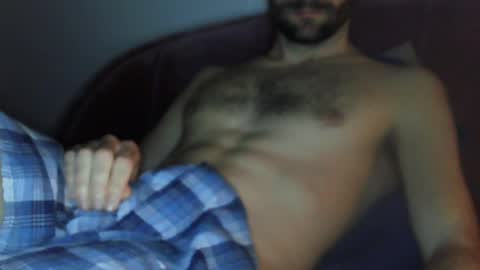 Snapshot of endowedengineer chatting on February 1, 4:03 am endowedengineer online show from February 1, 4:03 am