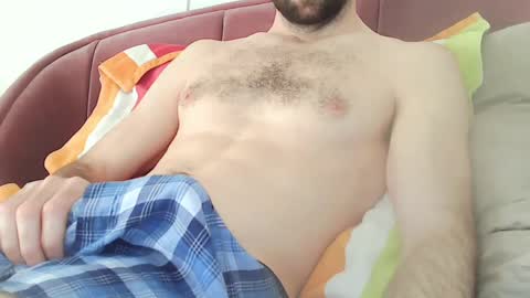 Snapshot of endowedengineer chatting on February 23, 6:12 pm endowedengineer online show from February 23, 6:12 pm