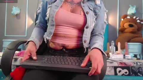 Engel online show from February 27, 12:16 pm