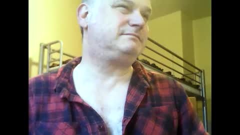 Snapshot of englishguysurrey chatting on January 28, 4:08 pm englishguysurrey online show from January 28, 4:08 pm