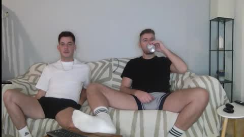 Englishladxxx online show from November 1, 6:21 pm