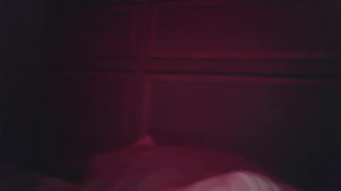 Snapshot of enjoijd19 chatting on April 28, 5:01 am enjoijd19 online show from April 28, 5:01 am