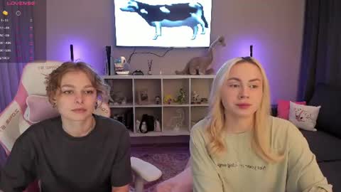 Maria and James online show from June 30, 10:38 am