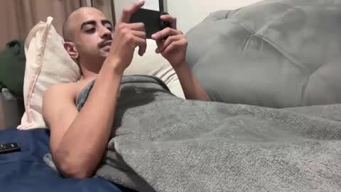 Snapshot of enjoythetrip chatting on March 23, 9:19 pm Luke online show from March 23, 9:19 pm