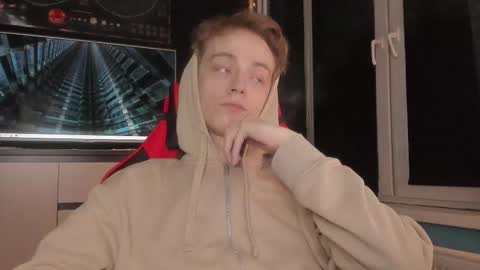 Enker online show from October 12, 8:08 pm