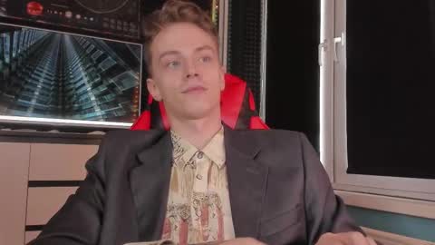 Enker online show from October 31, 7:31 am