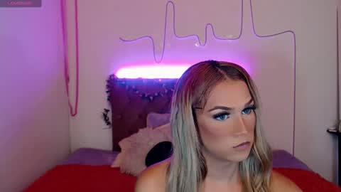 Snapshot of enma_gill chatting on January 2, 8:57 pm Enma Rojas online show from January 2, 8:57 pm